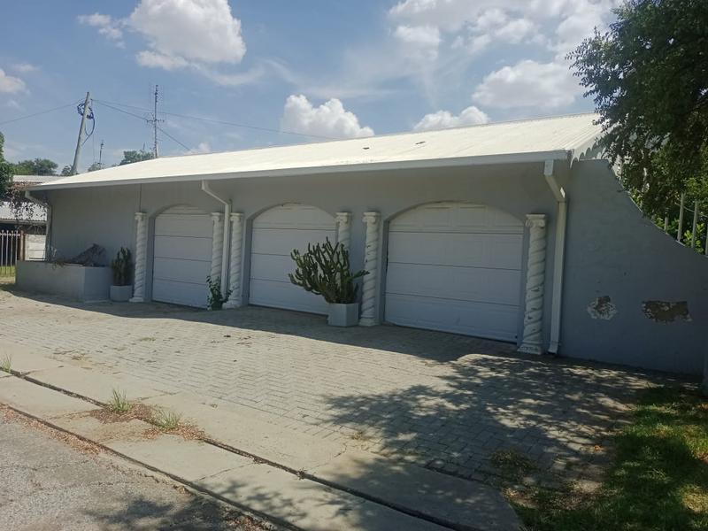 3 Bedroom Property for Sale in Kroonstad Free State
